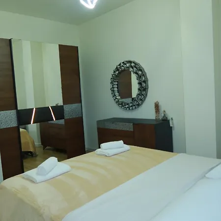 Apartman Cozy With Free Parking *